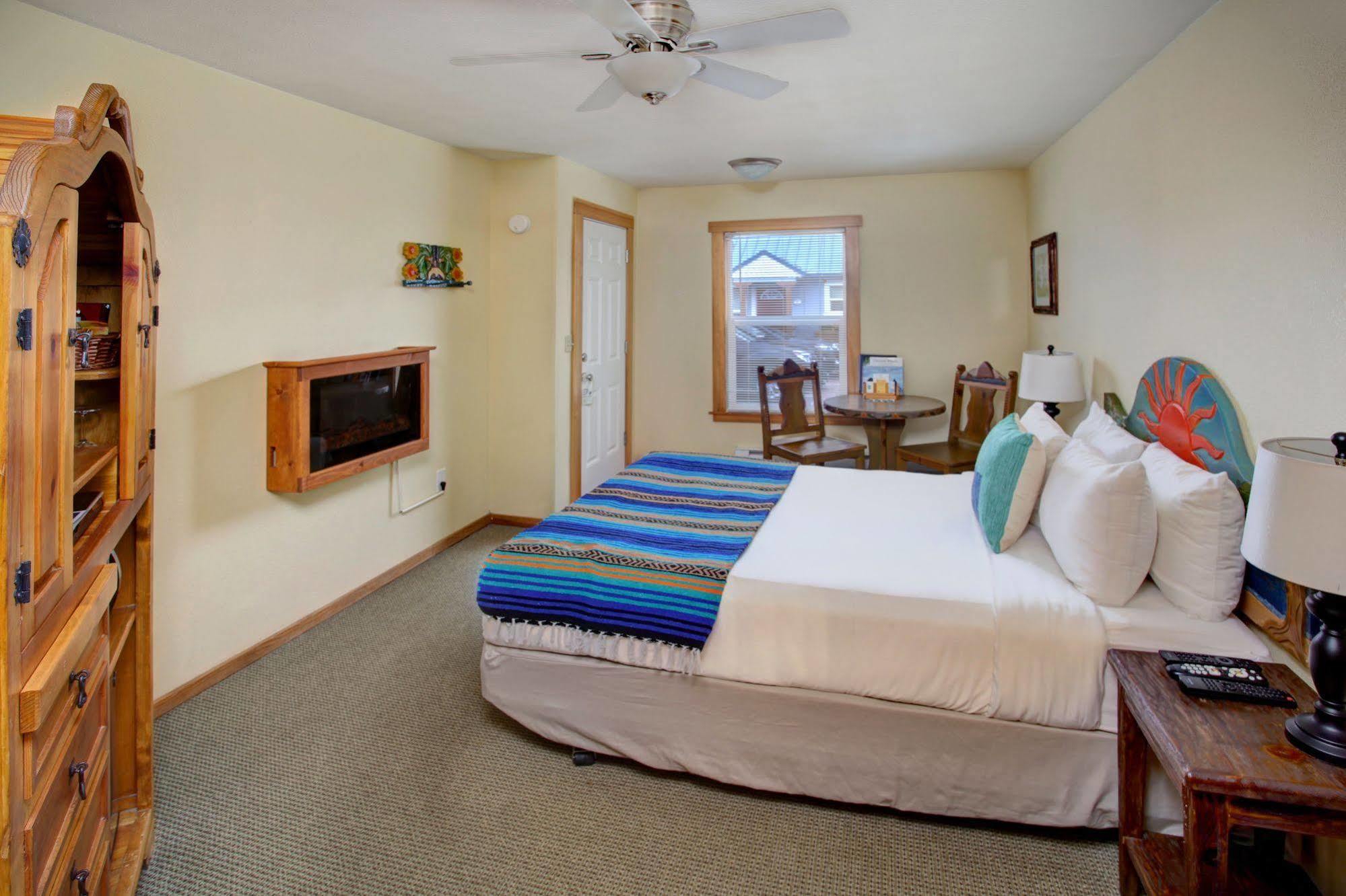 Inn Blue Gull 4*
