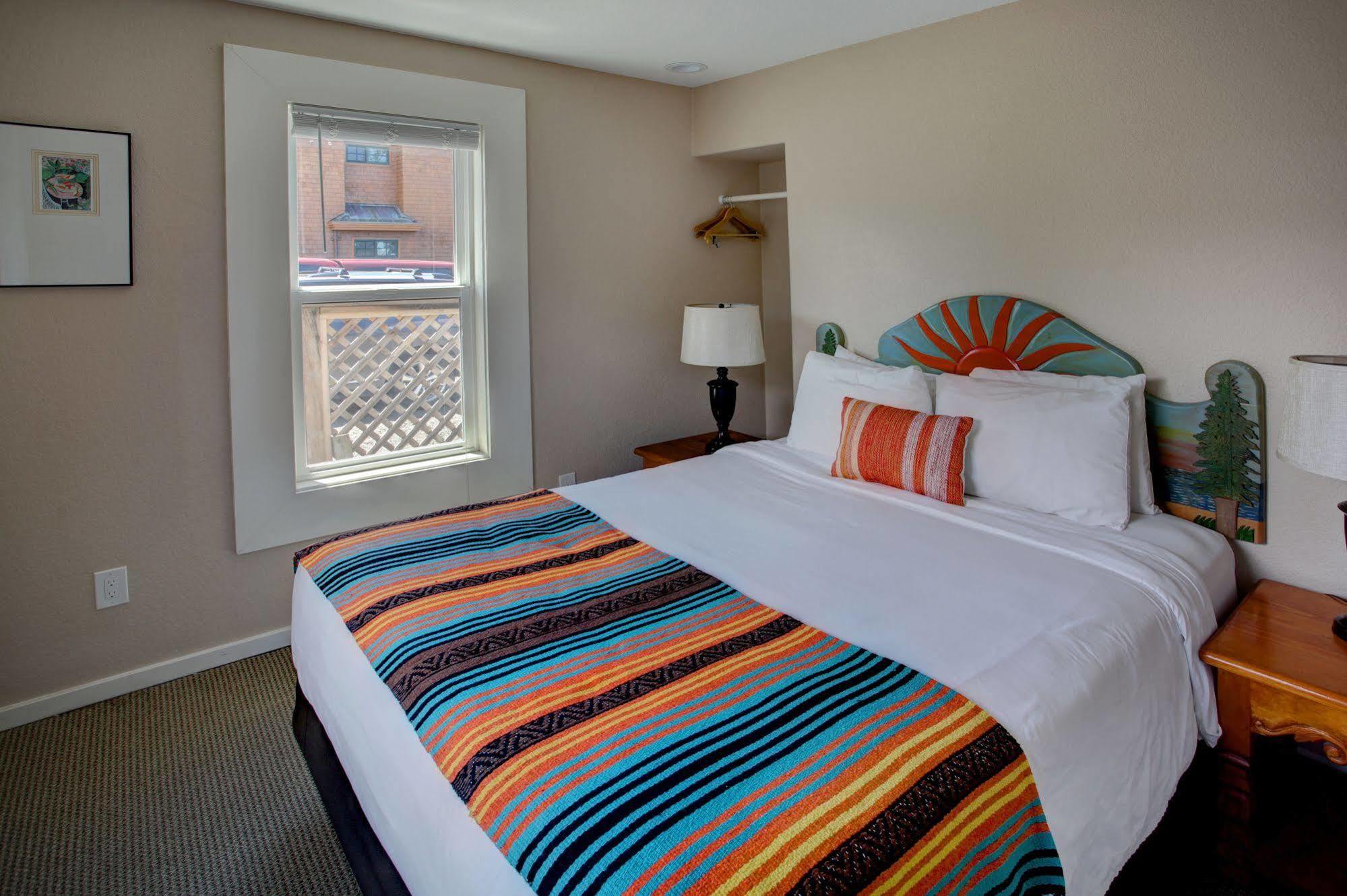 Inn Blue Gull 4*