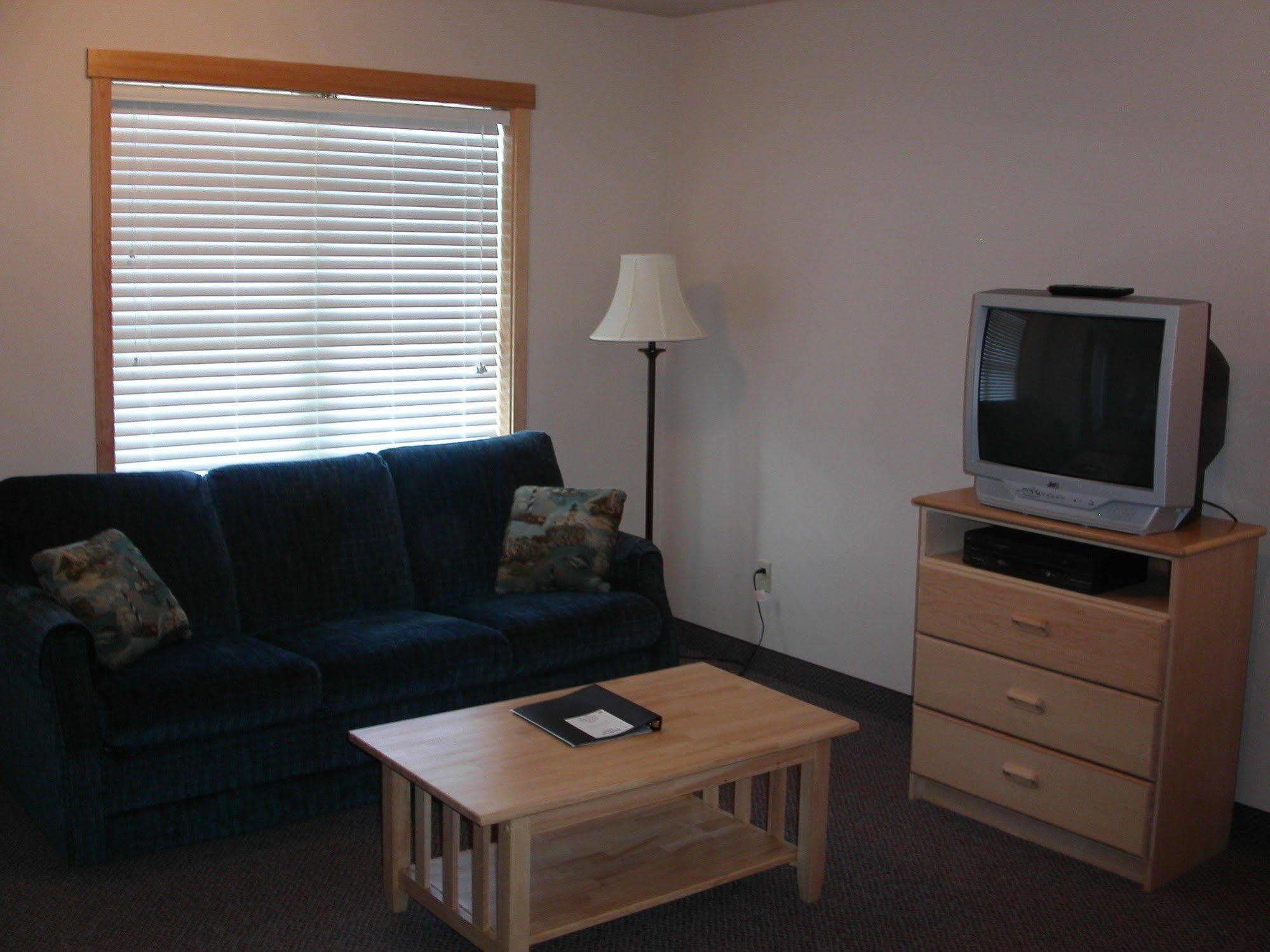 Inn Sea Breeze Court 3*