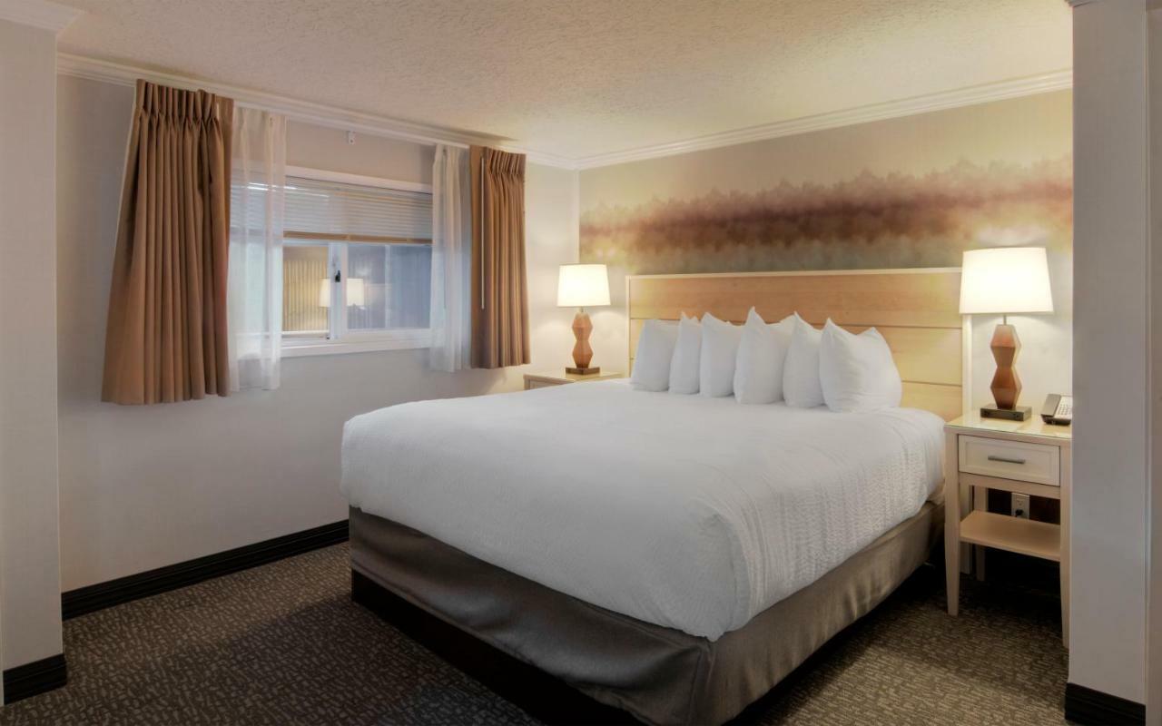 Hotel Hallmark In Cannon Cannon Beach