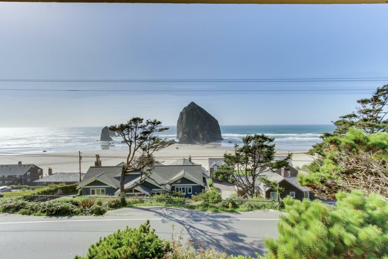Haystack Views Vacation * Cannon Beach