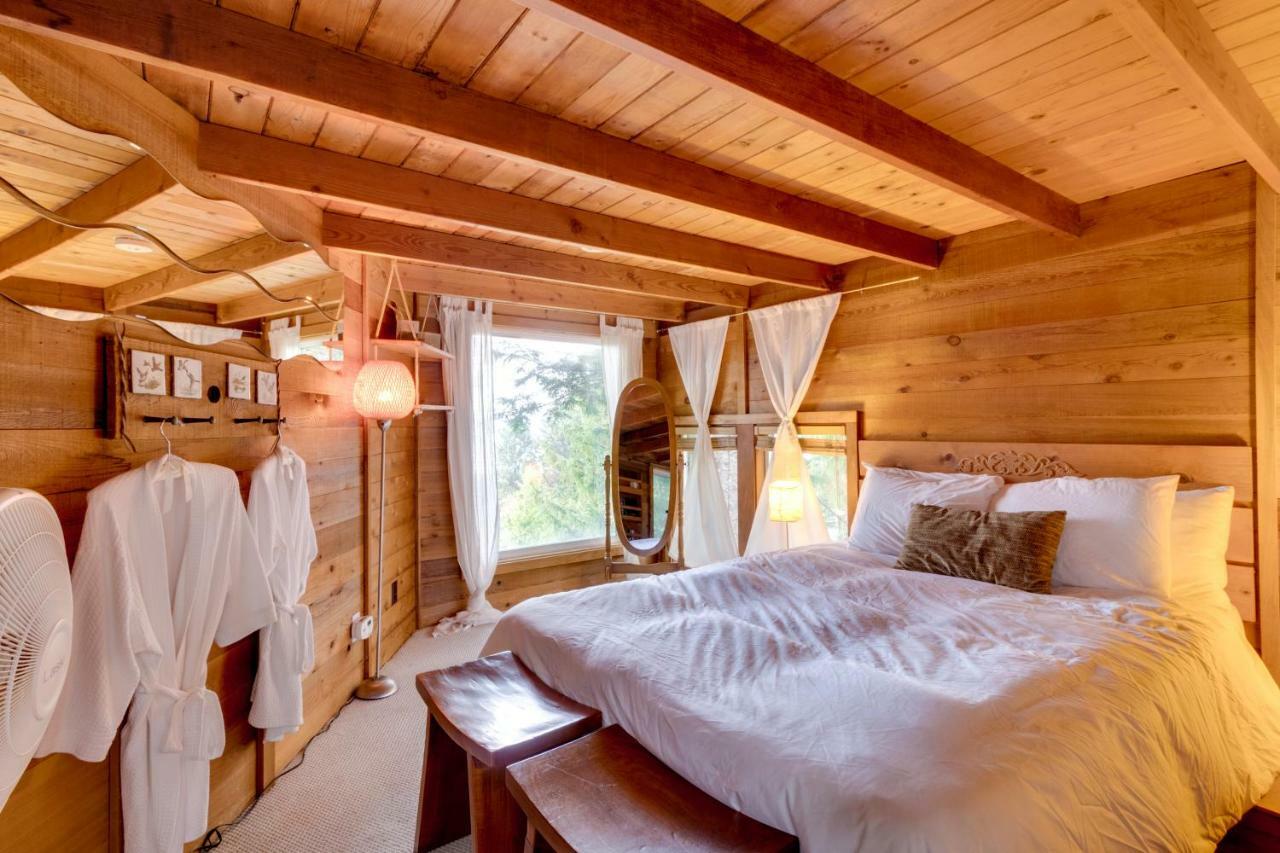 Tree House * Cannon Beach