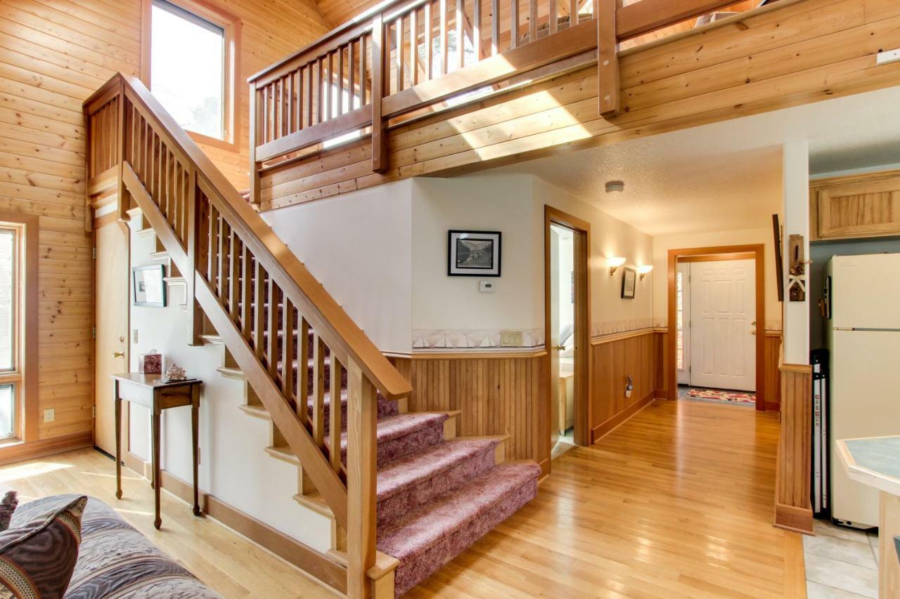 Harrison Loft