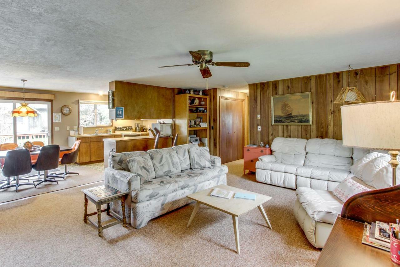 Rhododendron Grove Holiday home Cannon Beach