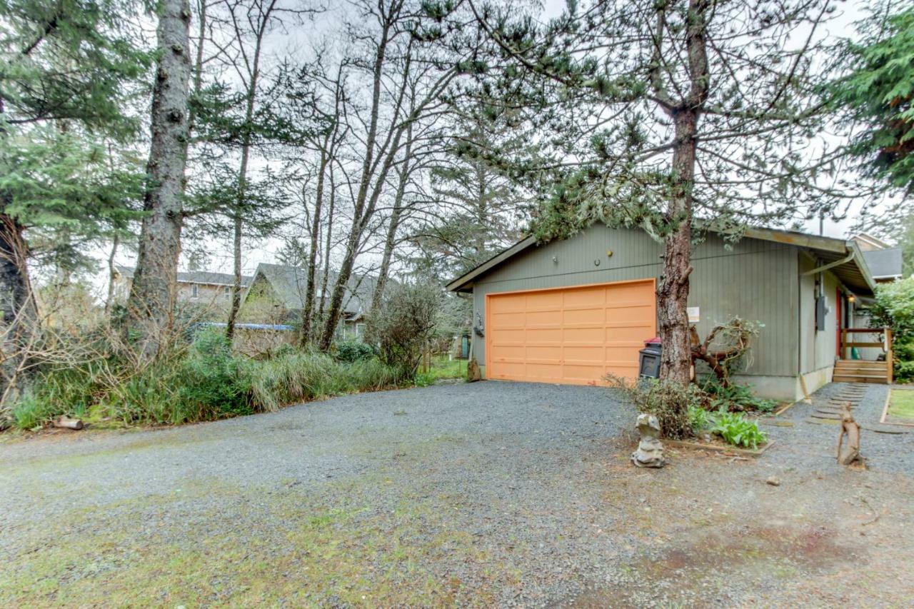 Holiday home Rhododendron Grove