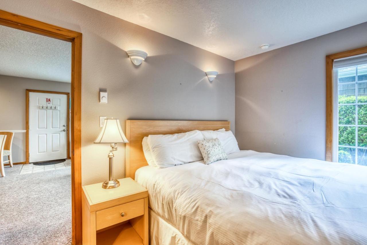 Apartment Beaches Fourplex Cannon Beach