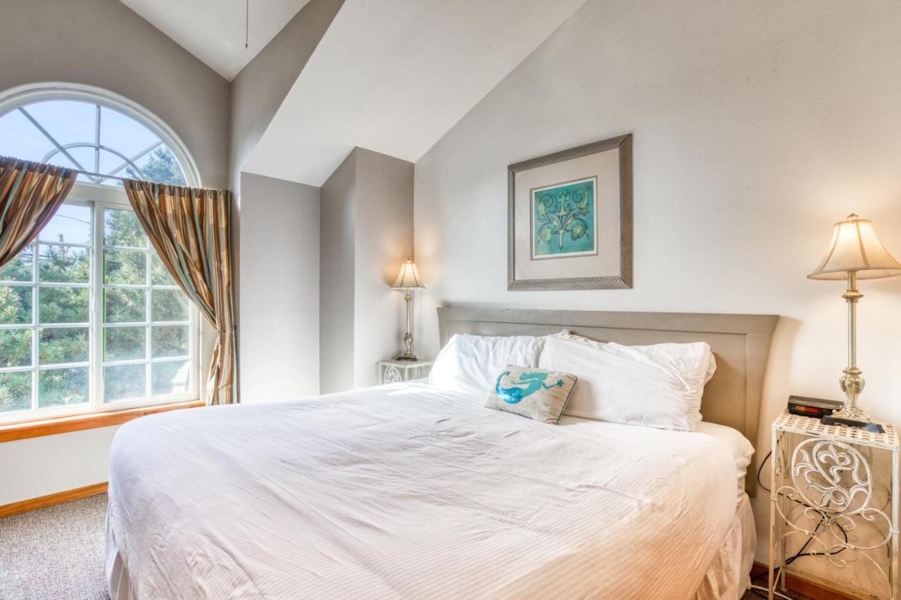 Beaches Townhomes *