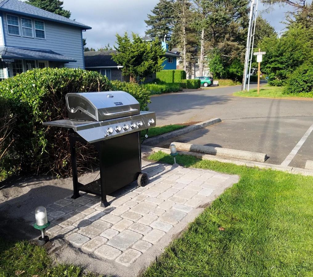 Inn Sea Breeze Court Cannon Beach