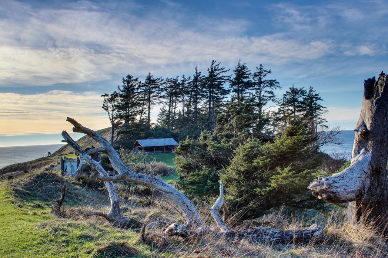 On Hemlock Street Holiday home