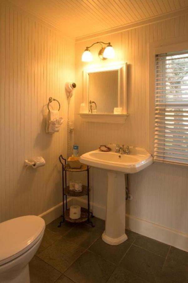 Mcbee Cottages 3*